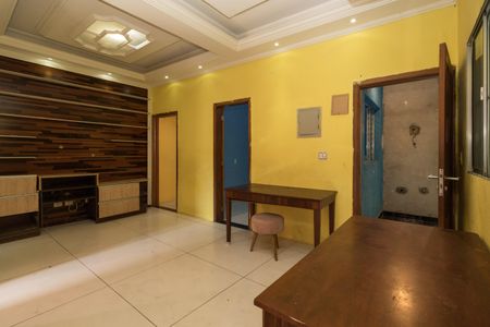 Sala de casa para alugar com 3 quartos, 93m² em Parque dos Bancarios, São Paulo