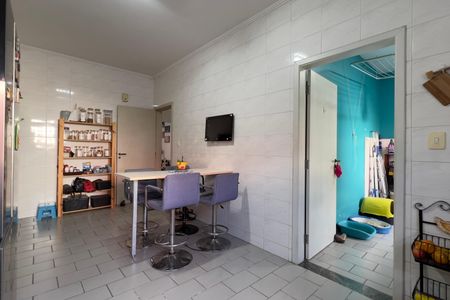 Casa para alugar com 300m², 4 quartos e 3 vagasCozinha e Área de Serviço