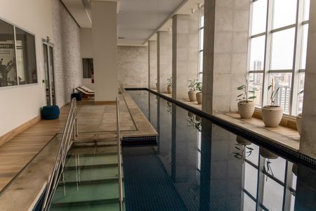 Studio à venda com 46m², 1 quarto e 1 vagaÁrea comum - Piscina