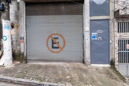 Casa para alugar com 42m², 2 quartos e sem vagaFachada