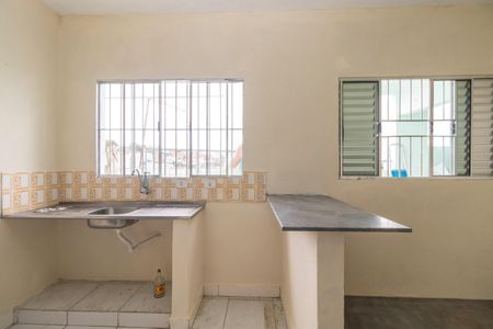Casa para alugar com 42m², 2 quartos e sem vagaSala/Cozinha