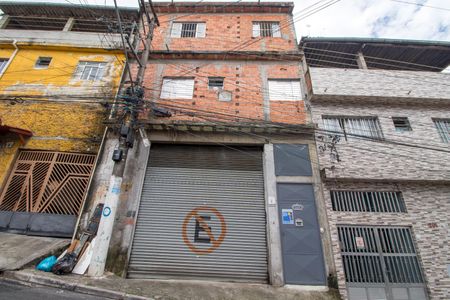 Casa para alugar com 42m², 2 quartos e sem vagaFachada