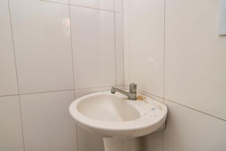 Casa para alugar com 42m², 2 quartos e sem vagaBanheiro Social