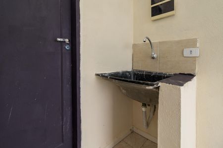 Casa para alugar com 42m², 2 quartos e sem vagaÁrea de Serviço