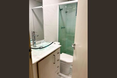 Banheiro 1 de apartamento à venda com 3 quartos, 65m² em Luz, São Paulo