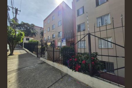 Apartamento à venda com 60m², 2 quartos e 1 vaga Apartamento à venda com 60m², 2 quartos e 1 vagaFachada