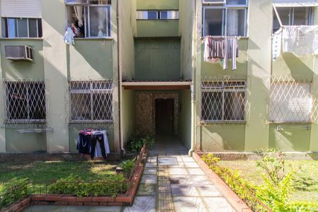 Apartamento à venda com 48m², 1 quarto e 2 vagasEntrada