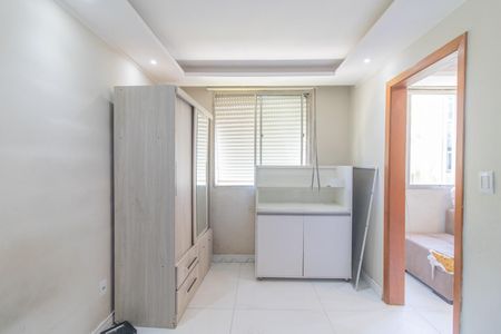 Quarto de apartamento à venda com 1 quarto, 48m² em Vila Nova, Porto Alegre