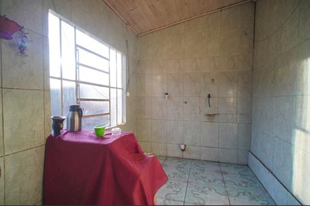 Casa para alugar com 90m², 2 quartos e 1 vagaÁrea de Serviço