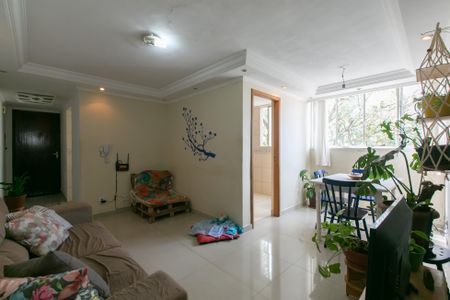 Sala de apartamento à venda com 3 quartos, 67m² em Conjunto Habitacional A. E. Carvalho, São Paulo