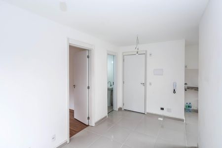 Sala de apartamento para alugar com 2 quartos, 67m² em Jardim Santa Emilia, São Paulo