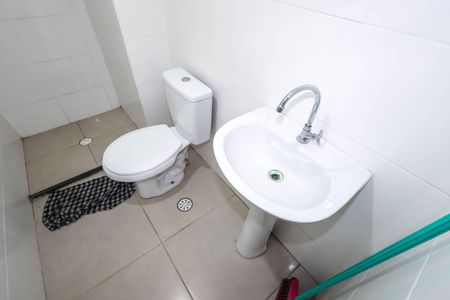 Apartamento para alugar com 67m², 2 quartos e sem vagaBanheiro