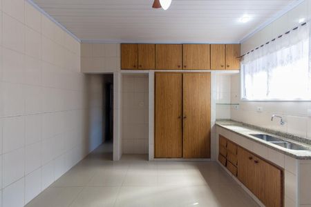Casa para alugar com 115m², 3 quartos e 1 vagaCozinha