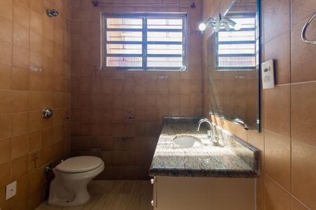 Casa para alugar com 115m², 3 quartos e 1 vagaBanheiro