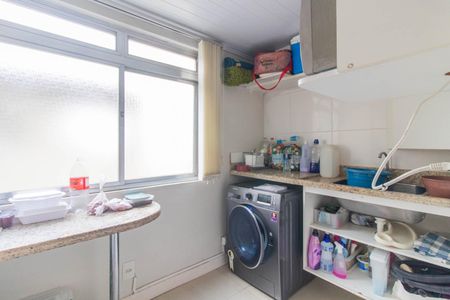 Apartamento à venda com 340m², 3 quartos e 3 vagasCozinha e Área de Serviço