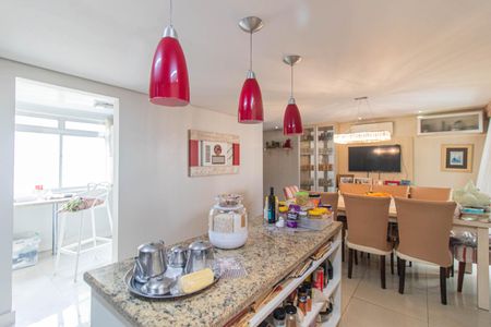 Apartamento à venda com 340m², 3 quartos e 3 vagasCozinha e Área de Serviço