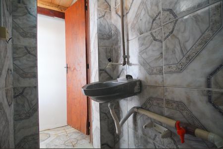 Banheiro de casa para alugar com 1 quarto, 65m² em Rio Branco, São Leopoldo