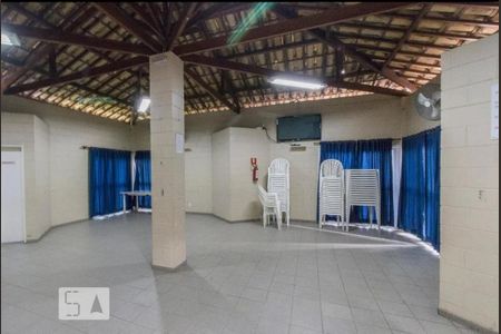 Apartamento à venda com 46m², 2 quartos e 1 vaga Apartamento à venda com 46m², 2 quartos e 1 vagaÁrea comum - Salão de festas