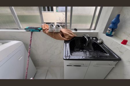 Apartamento à venda com 60m², 3 quartos e 1 vaga Apartamento à venda com 60m², 3 quartos e 1 vagaÁrea de Serviço