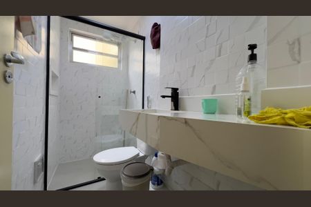 Apartamento à venda com 60m², 3 quartos e 1 vaga Apartamento à venda com 60m², 3 quartos e 1 vagaBanheiro