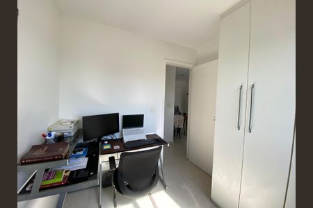 Apartamento à venda com 65m², 2 quartos e 1 vagaQuarto 