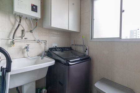 Apartamento à venda com 60m², 3 quartos e 1 vagaÁrea de Serviço