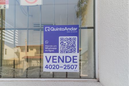 Casa de condomínio à venda com 180m², 3 quartos e 2 vagas Casa de condomínio à venda com 180m², 3 quartos e 2 vagasPlaca