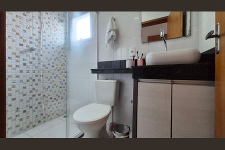 Casa à venda com 180m², 2 quartos e 3 vagas Casa à venda com 180m², 2 quartos e 3 vagasBanheiro da suíte