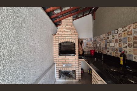 Casa à venda com 180m², 2 quartos e 3 vagas Casa à venda com 180m², 2 quartos e 3 vagasArea externa