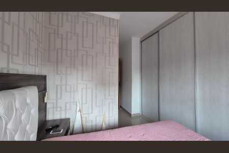 Casa à venda com 180m², 2 quartos e 3 vagas Casa à venda com 180m², 2 quartos e 3 vagasSuíte