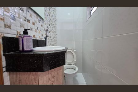 Casa à venda com 180m², 2 quartos e 3 vagas Casa à venda com 180m², 2 quartos e 3 vagasLavabo 2