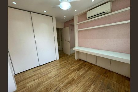 Apartamento para alugar com 288m², 4 quartos e 4 vagas