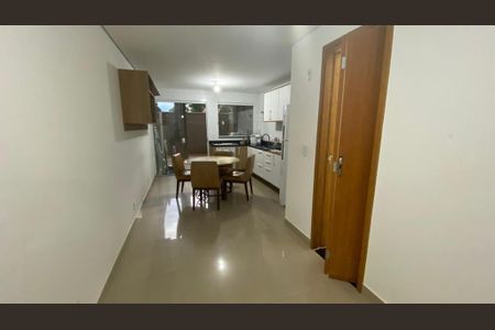 Casa à venda com 94m², 3 quartos e 2 vagas