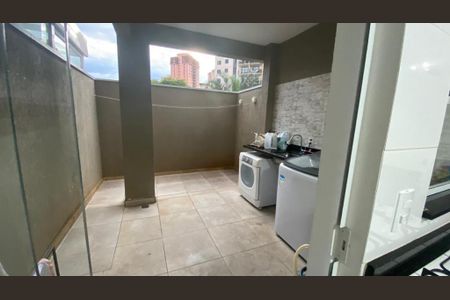 Casa à venda com 94m², 3 quartos e 2 vagas