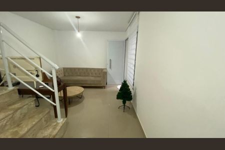Casa à venda com 94m², 3 quartos e 2 vagas