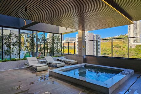 Apartamento à venda com 148m², 3 quartos e 4 vagas