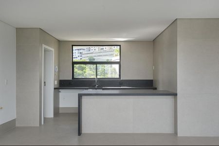 Apartamento à venda com 148m², 3 quartos e 4 vagas