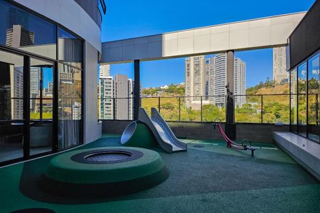 Apartamento à venda com 148m², 3 quartos e 4 vagas