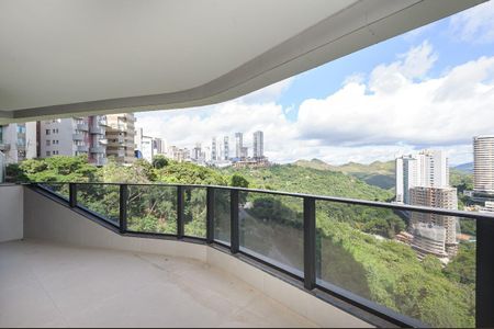 Apartamento à venda com 148m², 3 quartos e 4 vagas