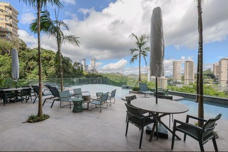 Apartamento à venda com 148m², 3 quartos e 4 vagas