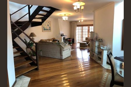 Casa à venda com 4 quartos, 403m² em Vila Galvão, Guarulhos