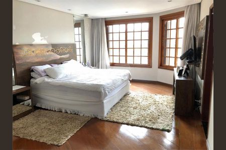 Casa à venda com 4 quartos, 403m² em Vila Galvão, Guarulhos