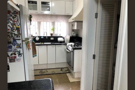 Casa à venda com 4 quartos, 403m² em Vila Galvão, Guarulhos