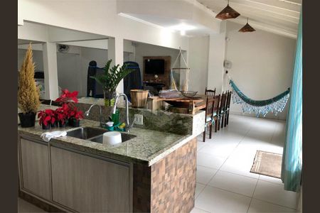 Casa à venda com 4 quartos, 403m² em Vila Galvão, Guarulhos