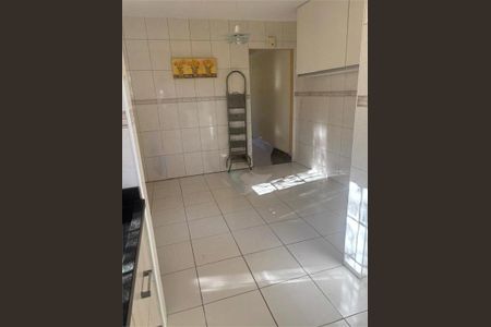 Casa à venda com 105m², 3 quartos e 2 vagas