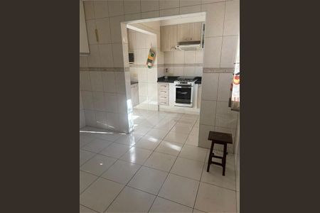 Casa à venda com 105m², 3 quartos e 2 vagas