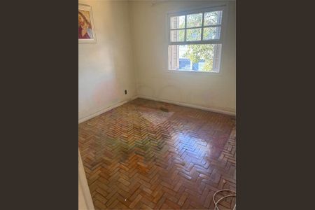 Casa à venda com 3 quartos, 105m² em Socorro, São Paulo