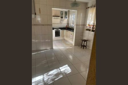 Casa à venda com 3 quartos, 105m² em Socorro, São Paulo