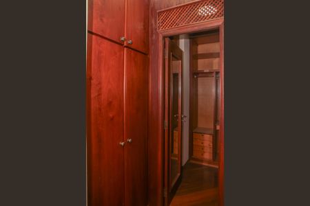 Apartamento à venda com 410m², 5 quartos e 4 vagasSuíte 1