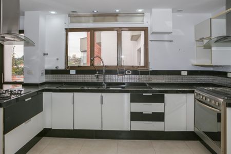 Apartamento à venda com 410m², 5 quartos e 4 vagasCozinha